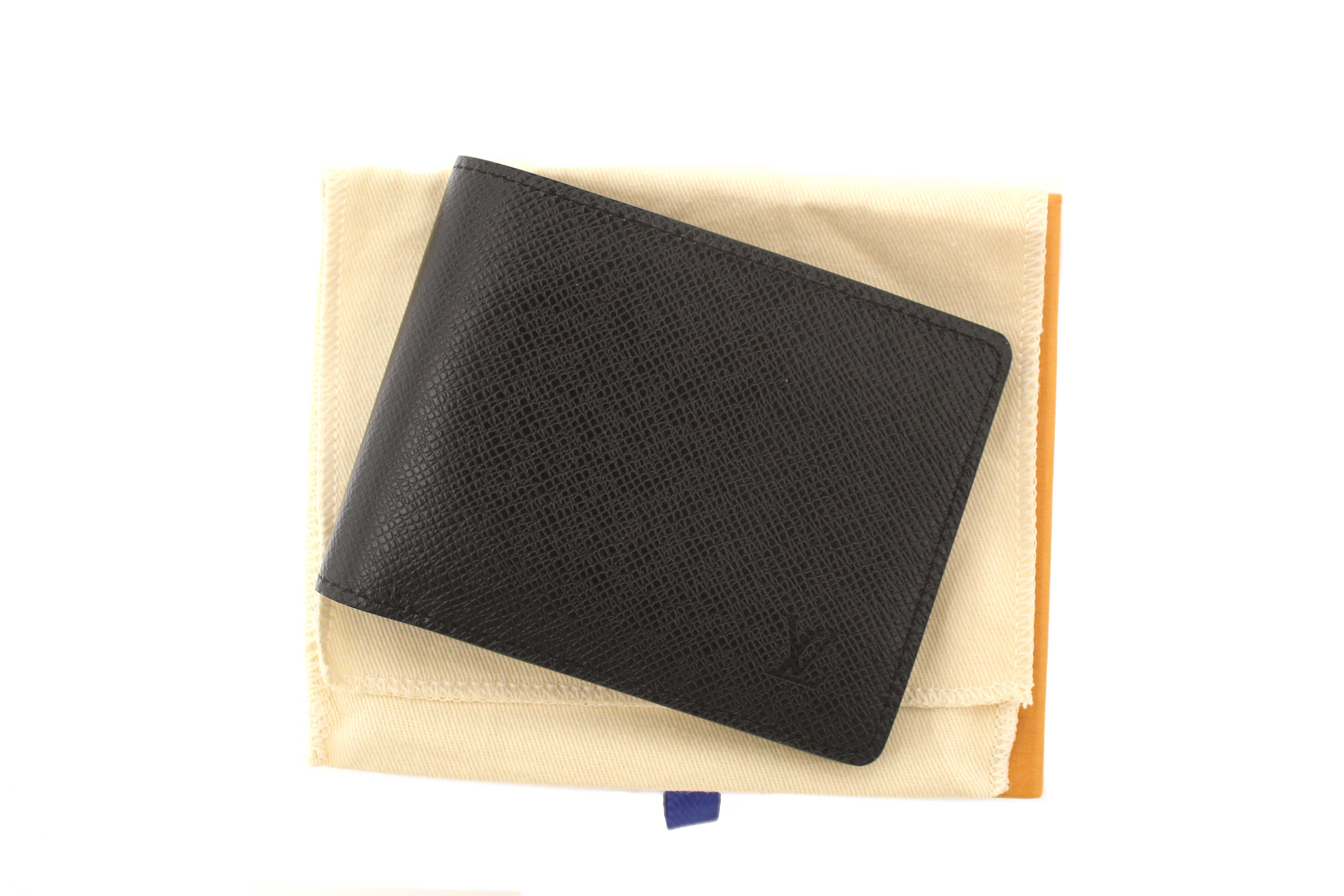 Authentic Louis Vuitton Men's Black Taiga Leather Multiple Bifold Wallet