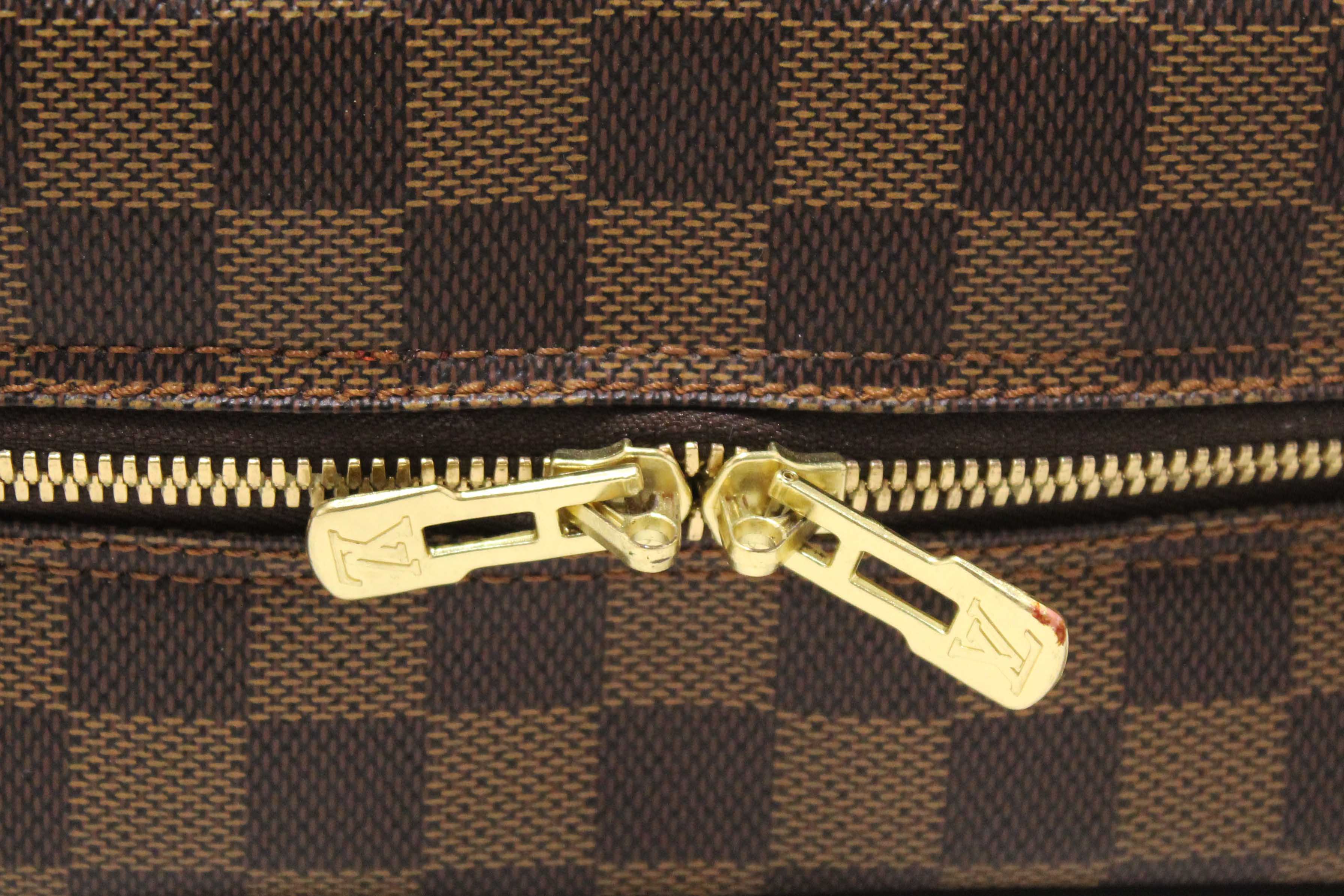 Authentic Louis Vuitton Damier Ebene Canvas Olav Messenger Bag