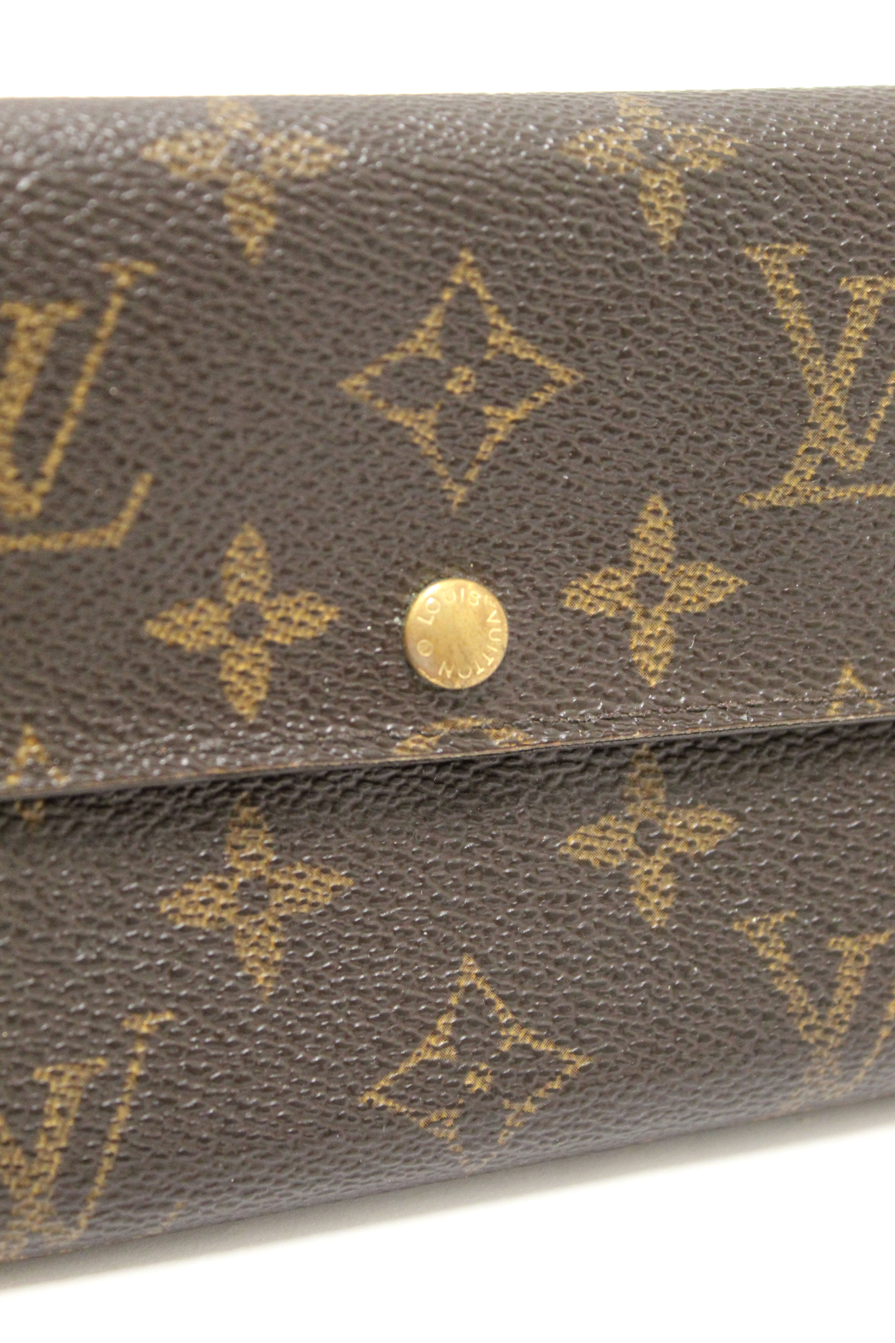 Authentic Louis Vuitton Classic Monogram Sarah Wallet