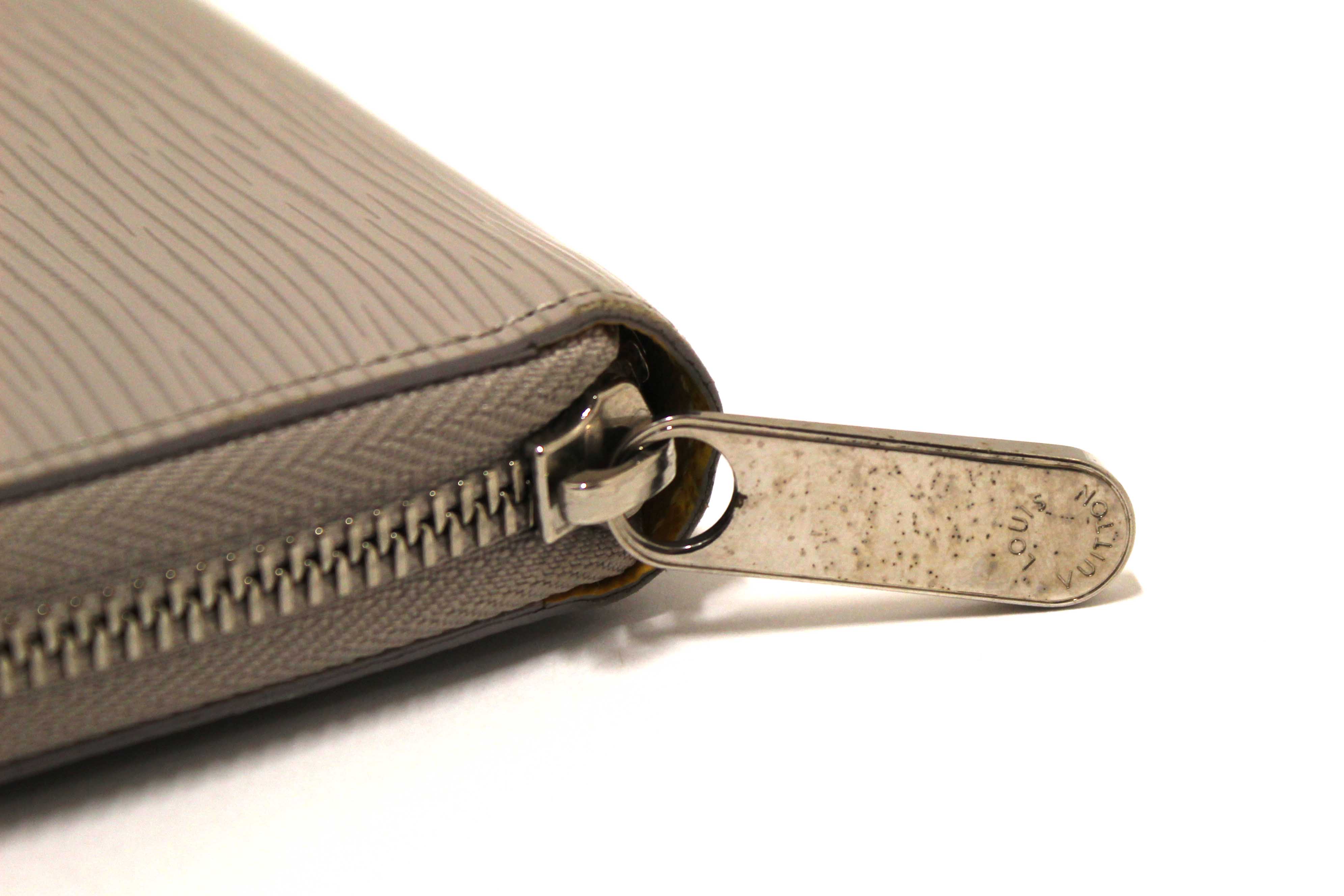 Authentic Louis Vuitton Grey Epi Leather Zippy Wallet