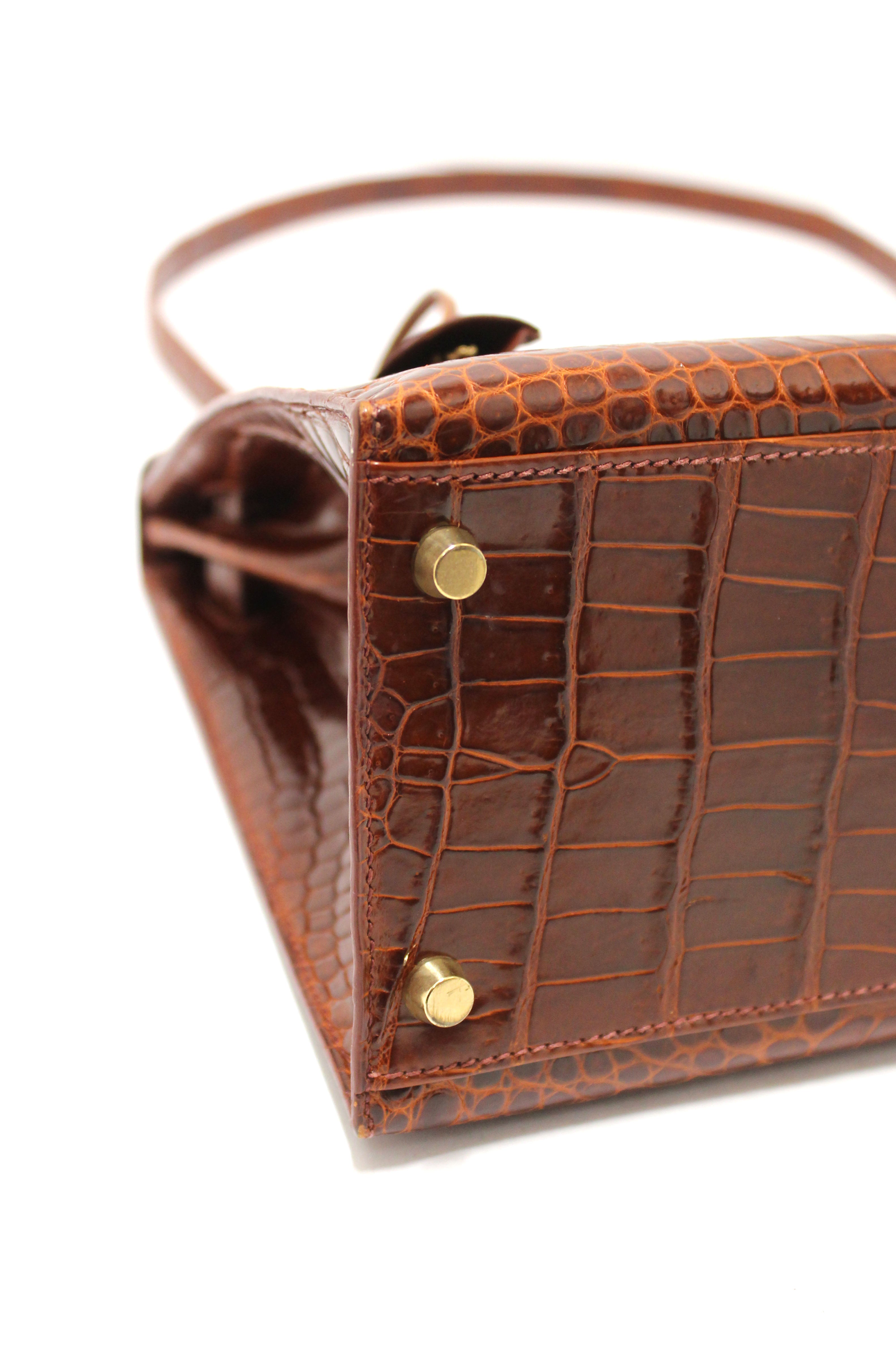 Authentic Hermes Vintage Miel Shiny Alligator Kelly Sellier 32