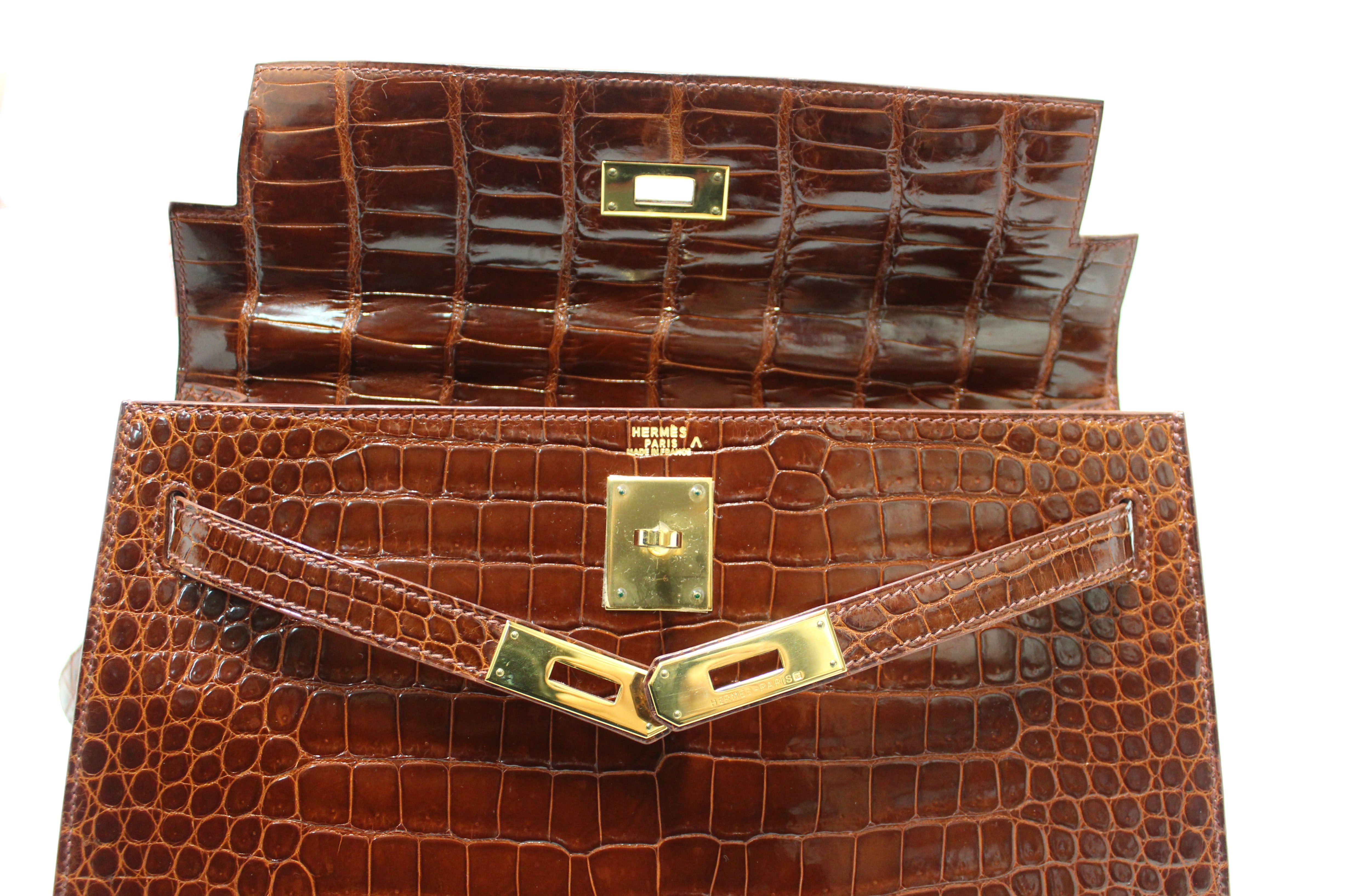 Authentic Hermes Vintage Miel Shiny Alligator Kelly Sellier 32