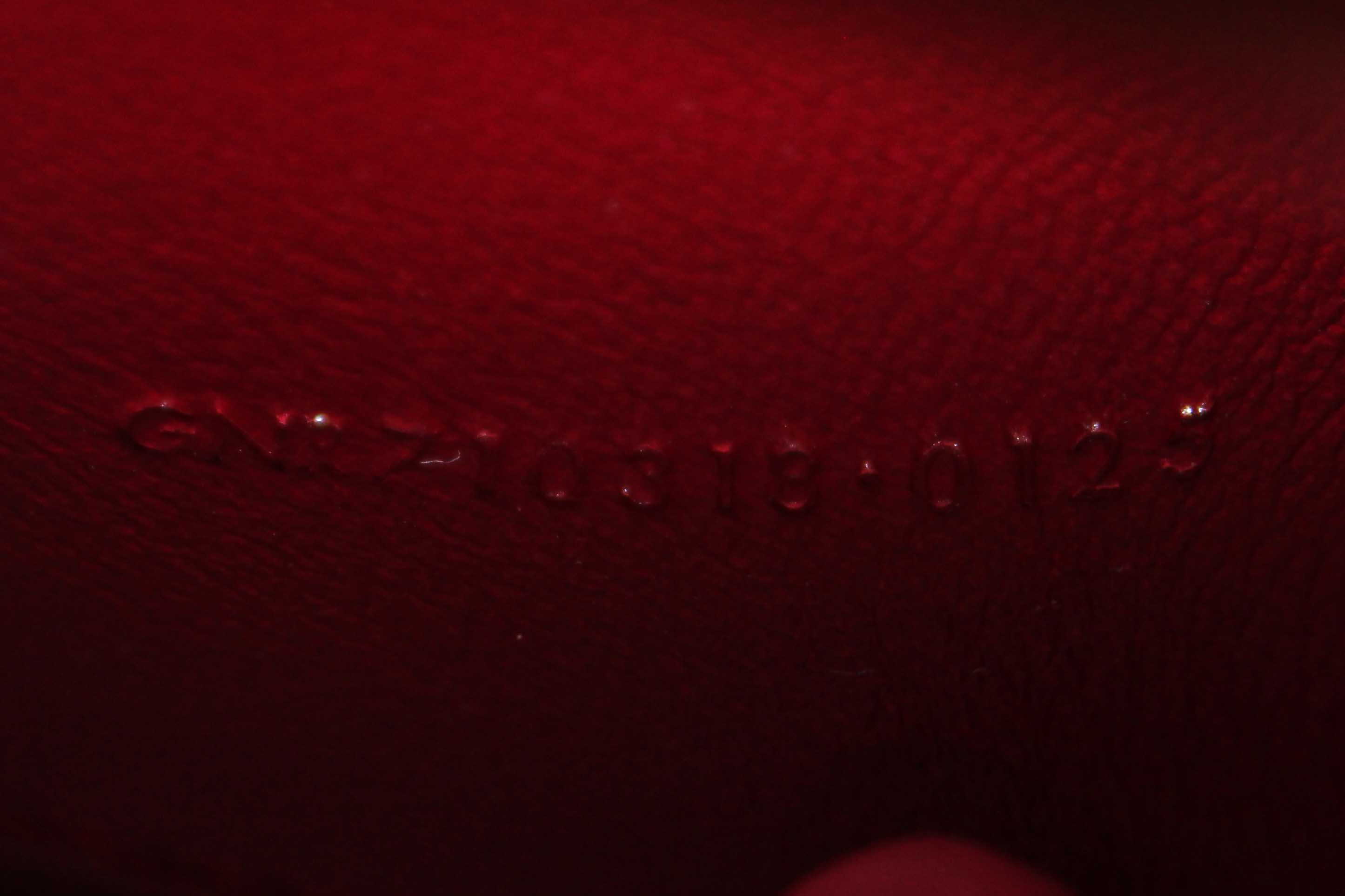 Authentic Yves Saint Laurent Mini LE 5 À 7 Grenade Patent Leather Bag