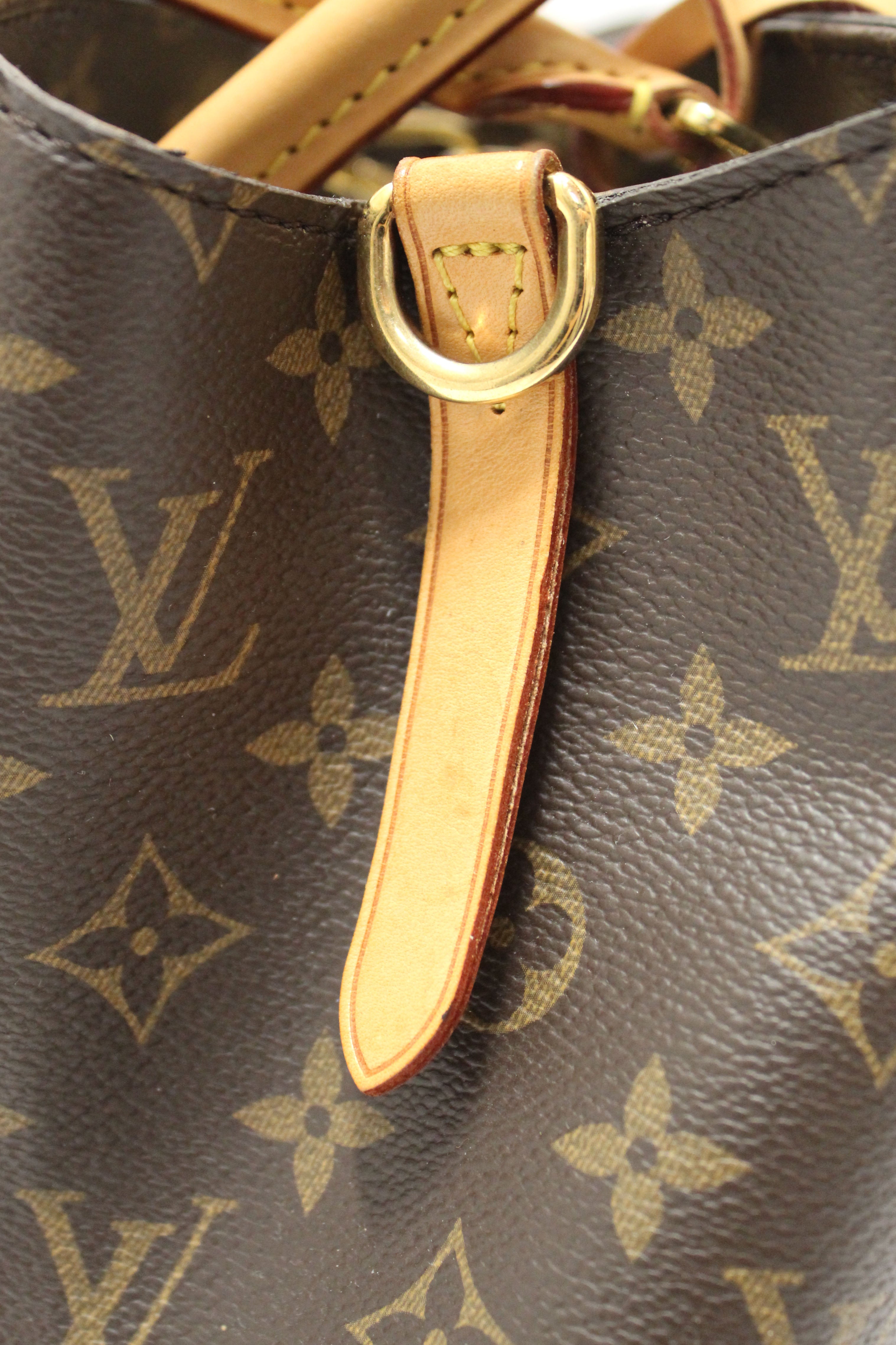 Authentic Louis Vuitton Classic Monogram Montaigne MM Handbag