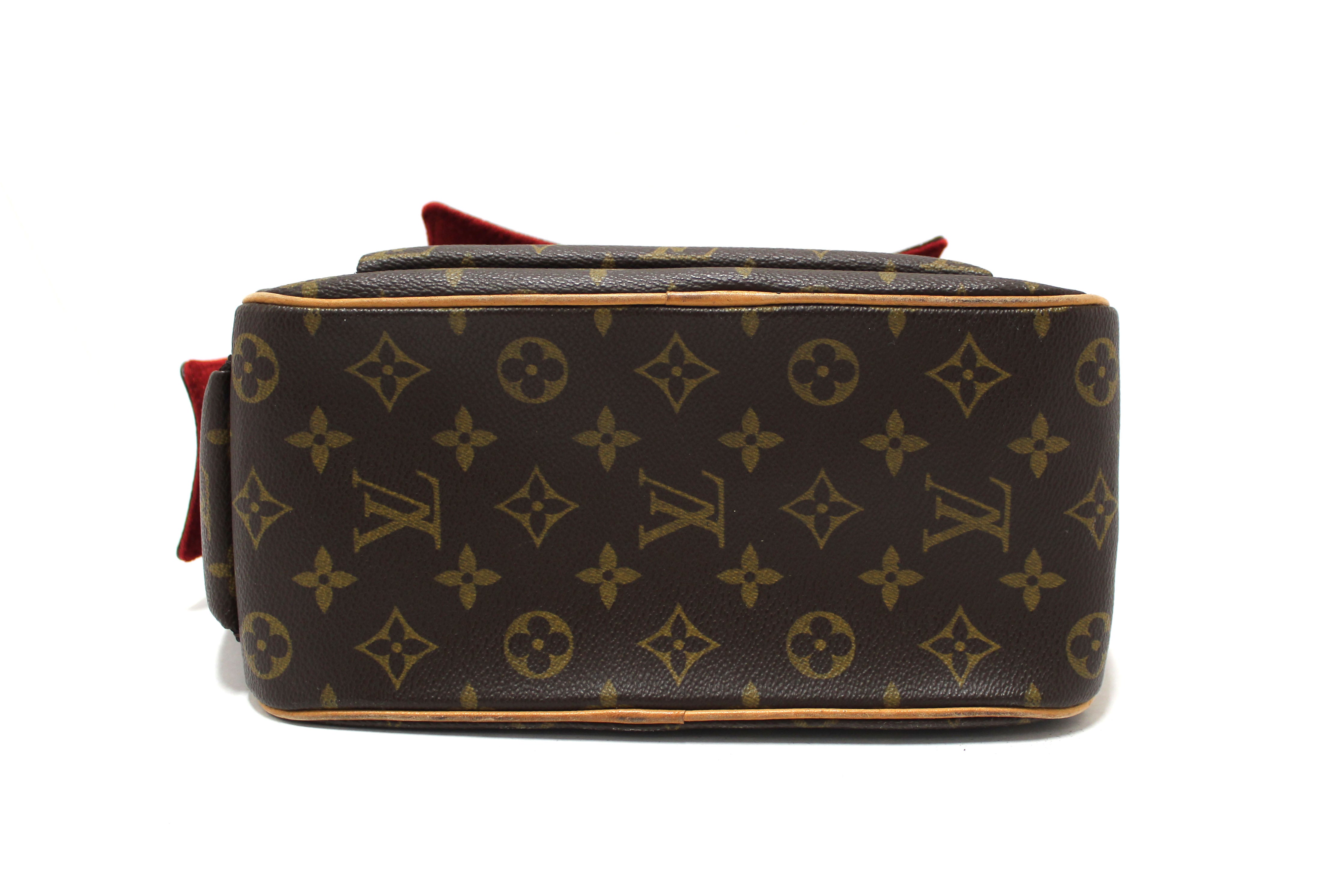 Authentic Louis Vuitton Classic Monogram Exentri- Cite Handbag