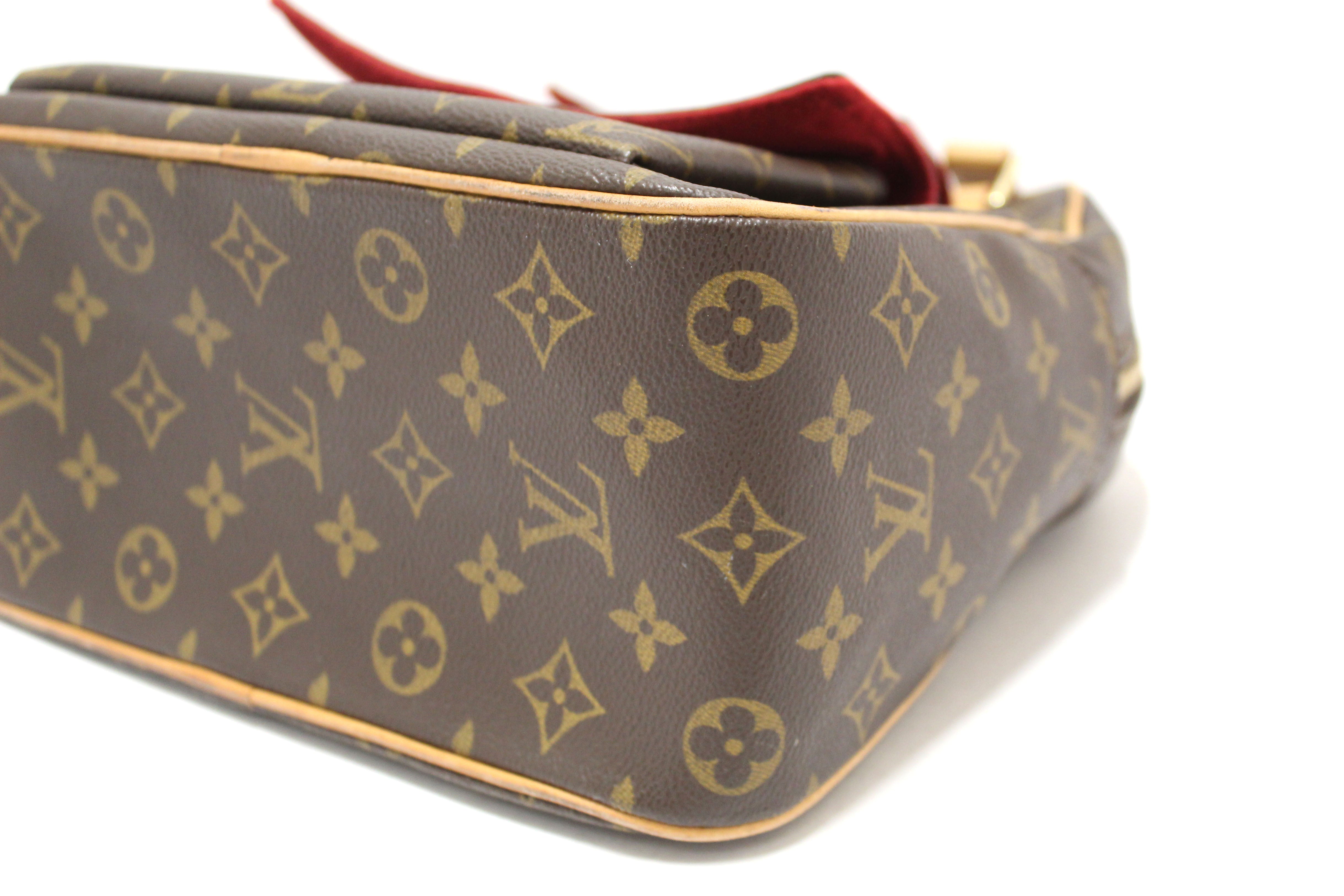 Authentic Louis Vuitton Classic Monogram Exentri- Cite Handbag