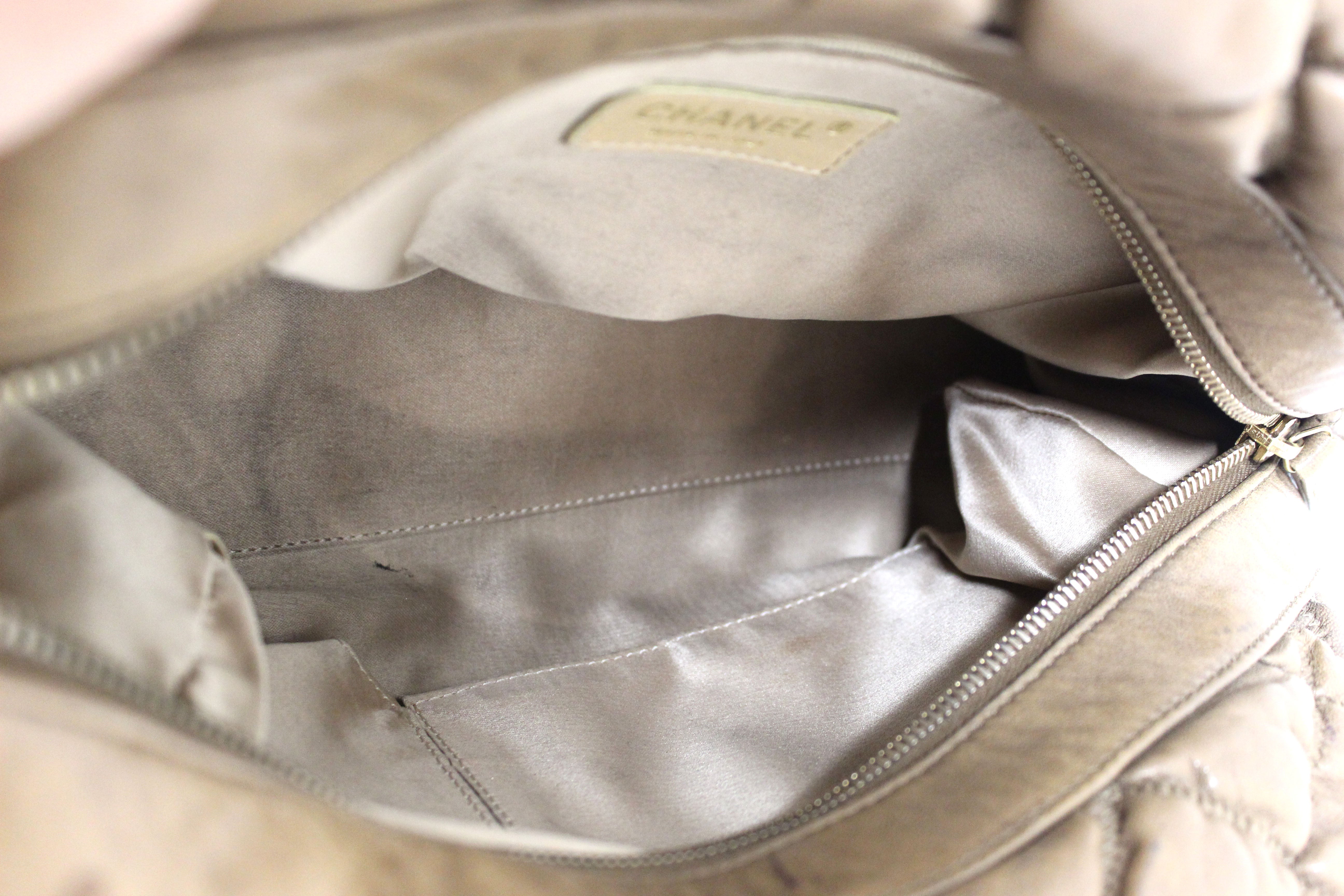 Leather handbag Chanel Beige in Leather - 32150672