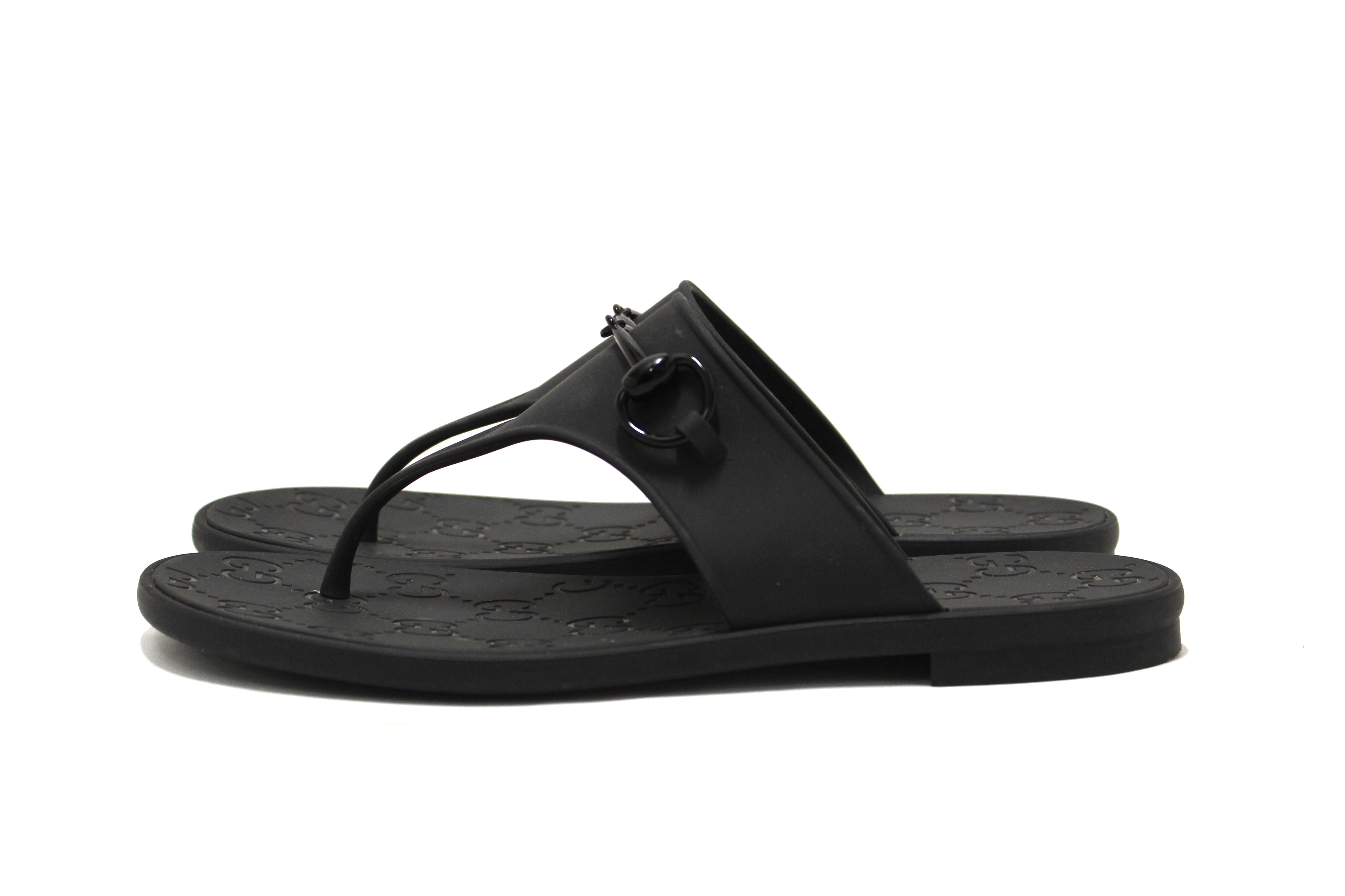Authentic Gucci Black Minorca Rubber GG Horsebit Thong Sandals size 37