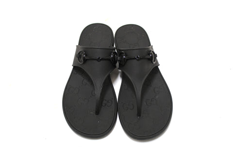 Authentic Gucci Black Minorca Rubber GG Horsebit Thong Sandals size 37