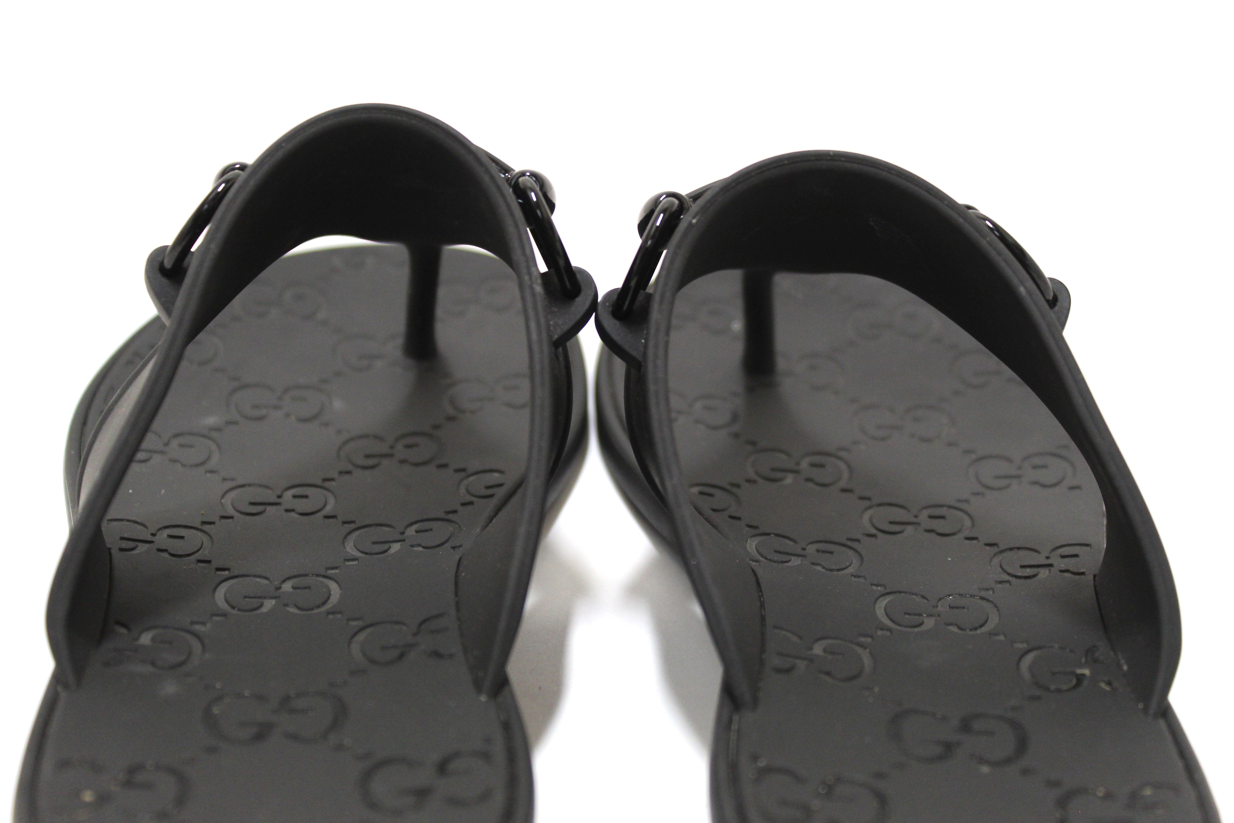 Authentic Gucci Black Minorca Rubber GG Horsebit Thong Sandals size 37