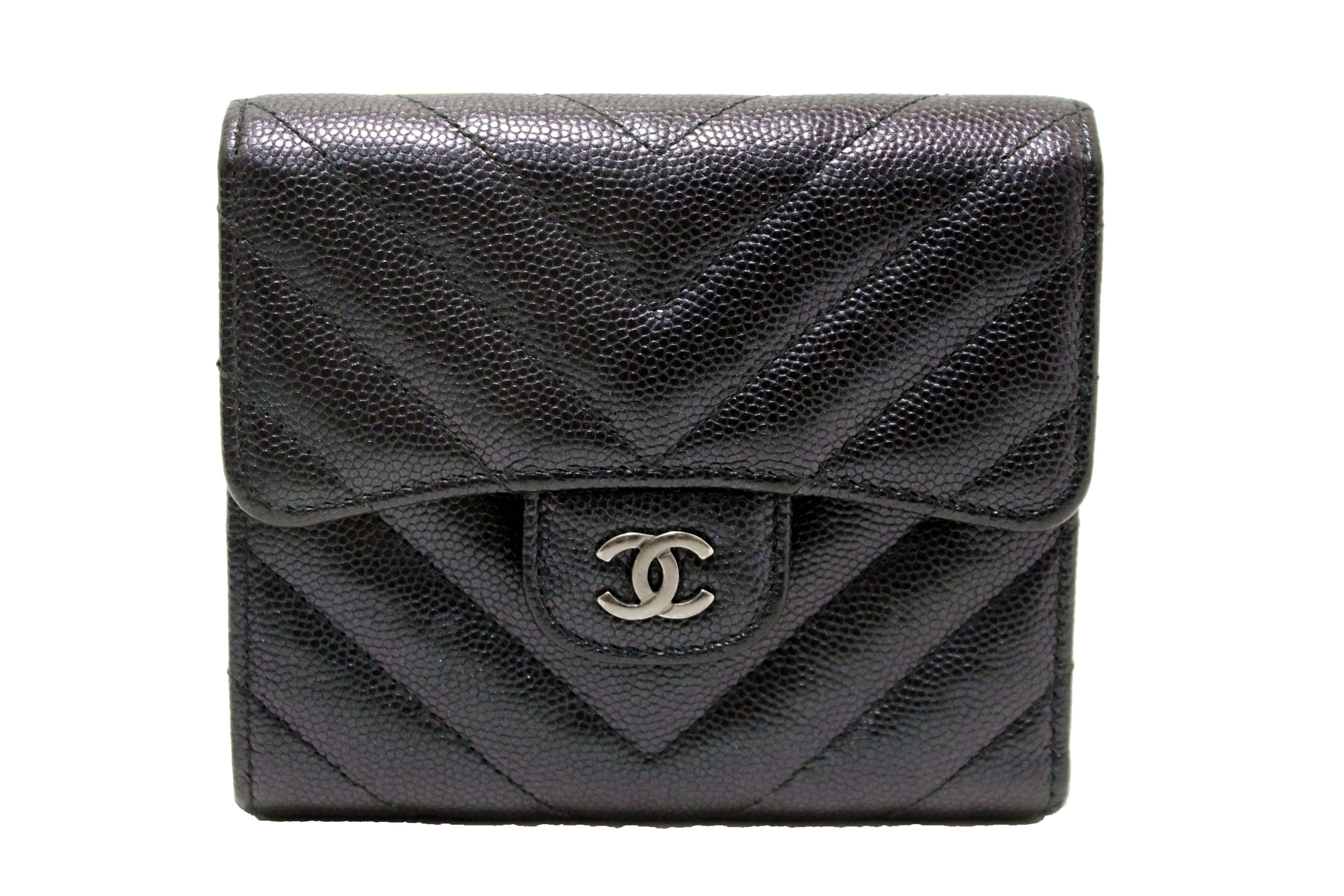 Authentic Chanel Black Iridescent Caviar Chevron Quilted Compact