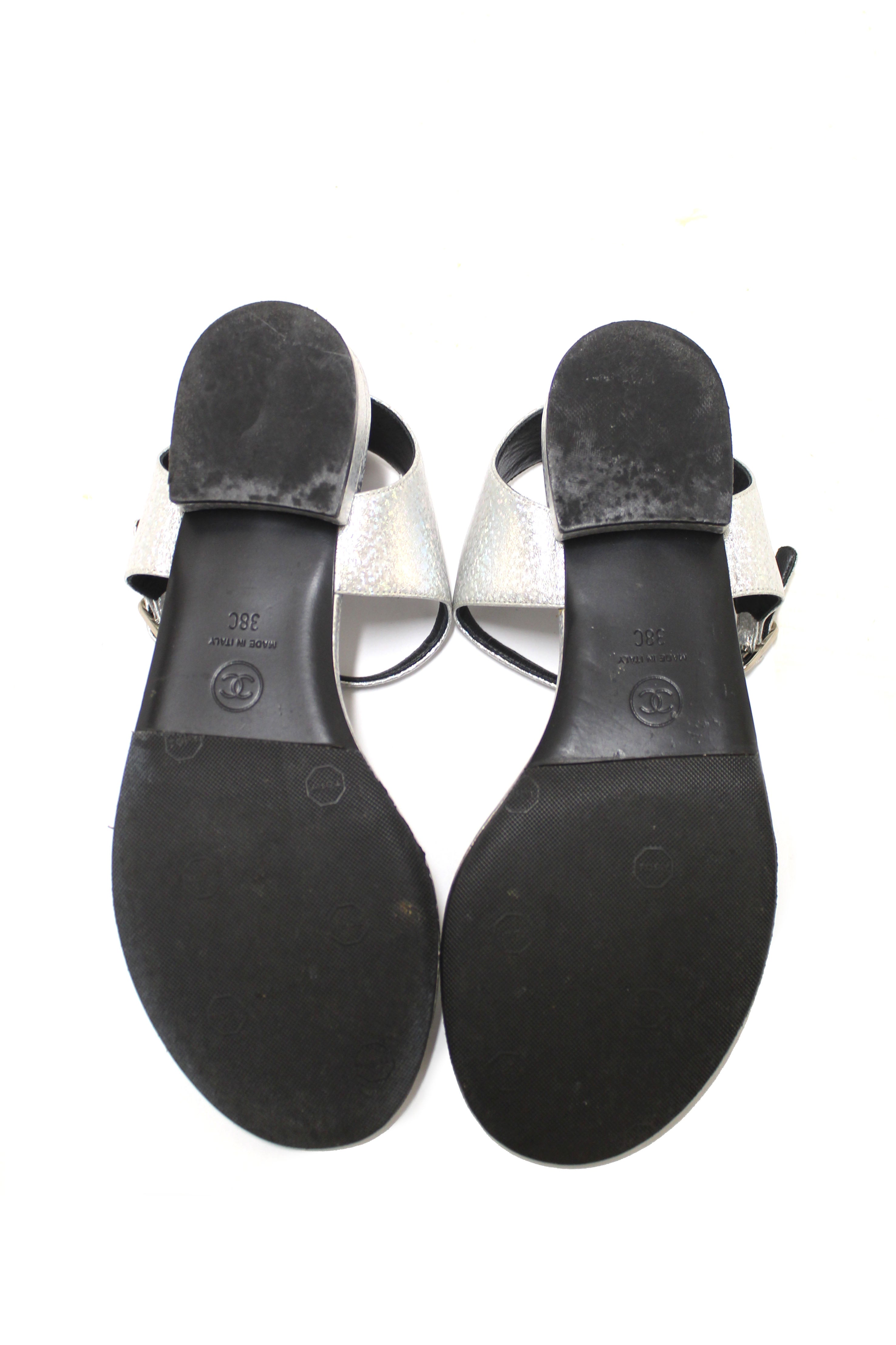Authentic Chanel Silver Glitter Leather CC Thong Sandals Size 38