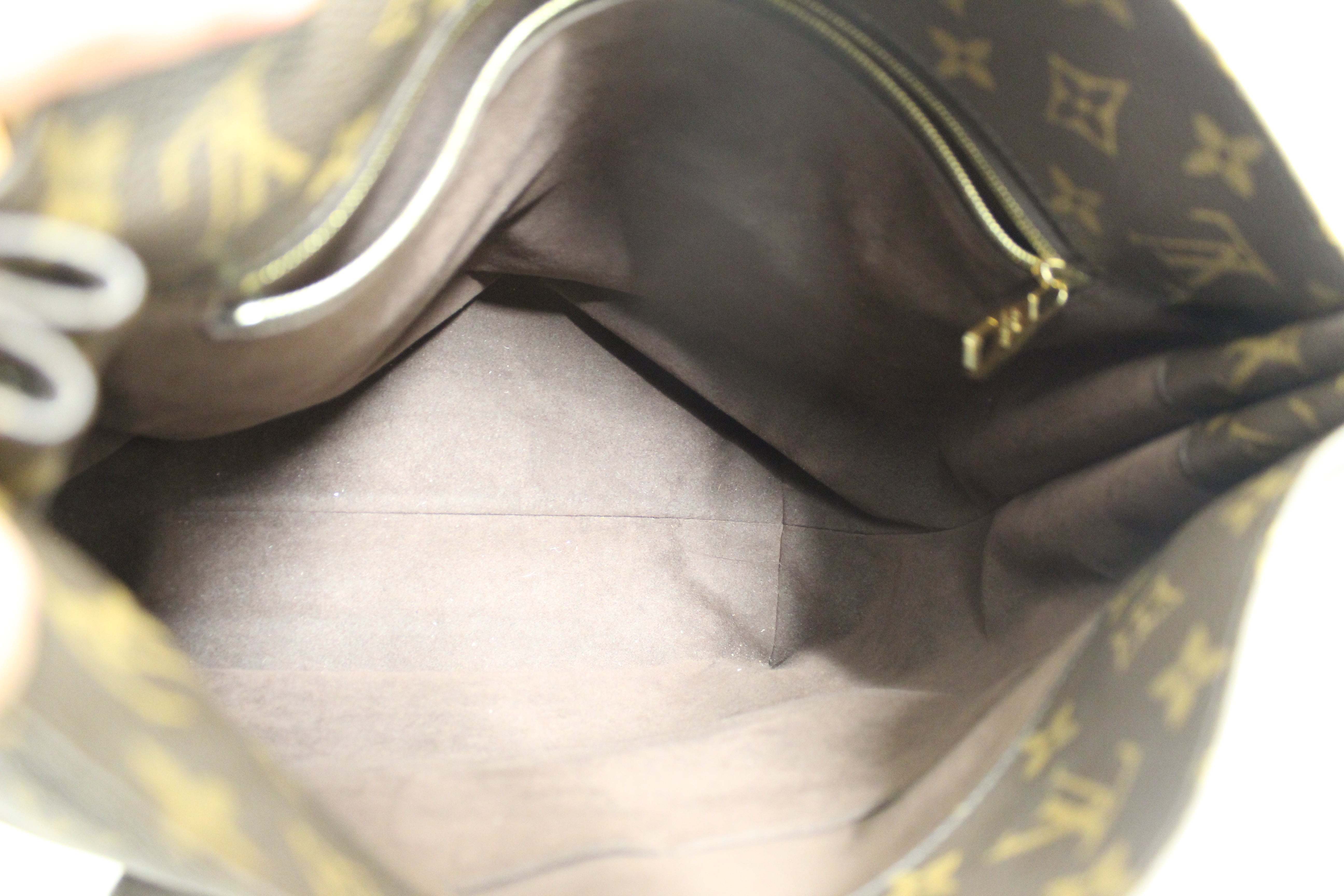 Authentic Louis Vuitton Classic Monogram Canvas Metis Tote Shoulder Bag