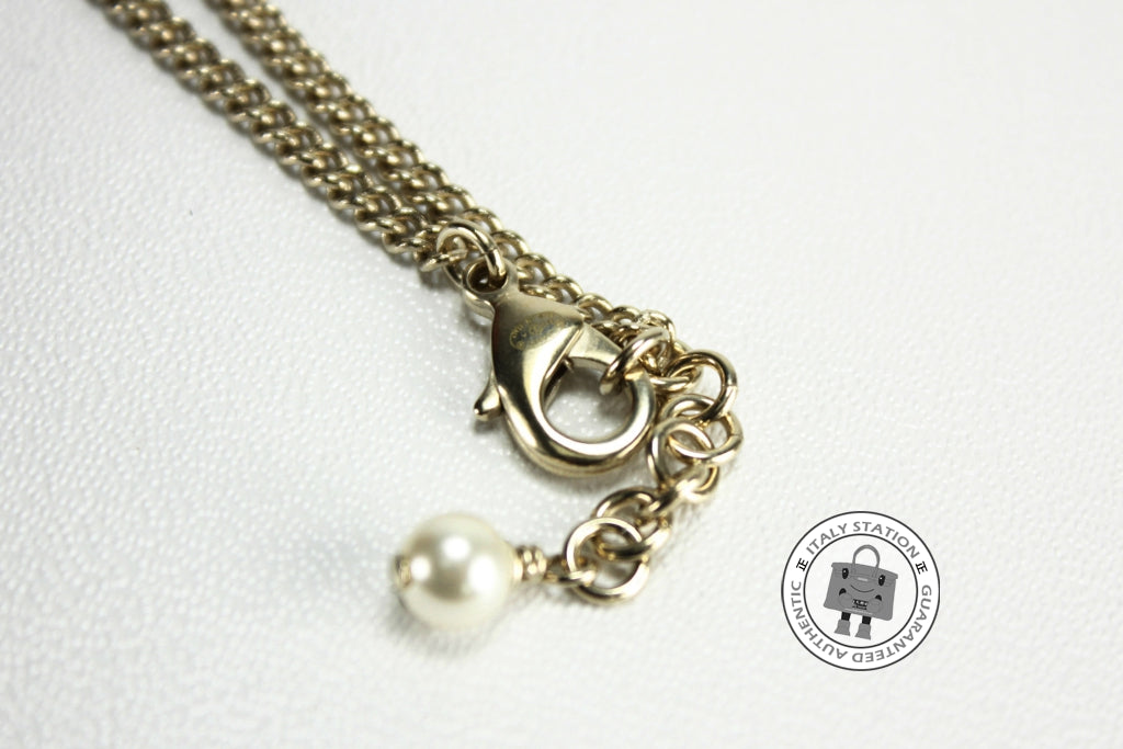 CHANEL Chanel A61360 Tba With 6 Charms Black With Gold Metal Necklace  | Italystation.com - Shop Now at italystation.com