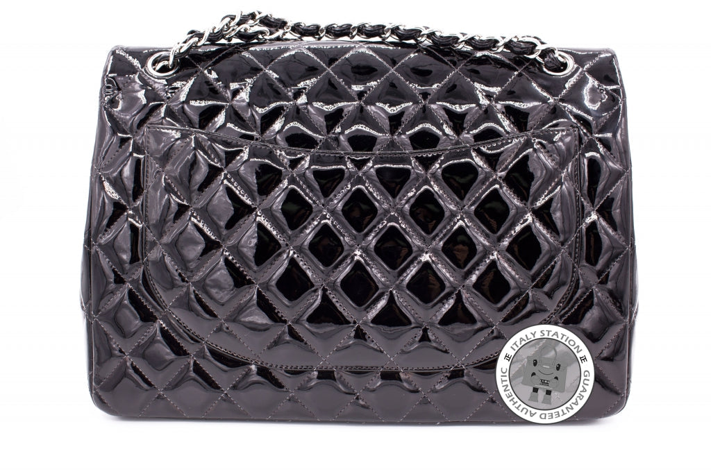 CHANEL Chanel A58601 Classic CC (color Restored) Black Patent Maxi Sho | Italystation.com - Shop Now at italystation.com