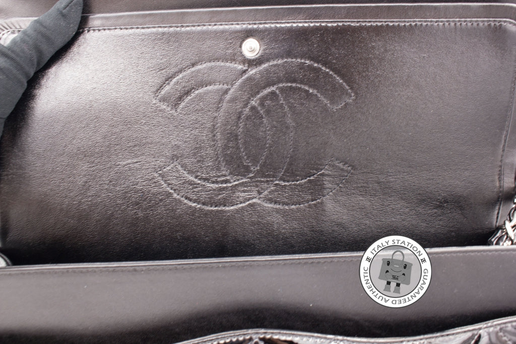 CHANEL Chanel A58601 Classic CC (color Restored) Black Patent Maxi Sho | Italystation.com - Shop Now at italystation.com