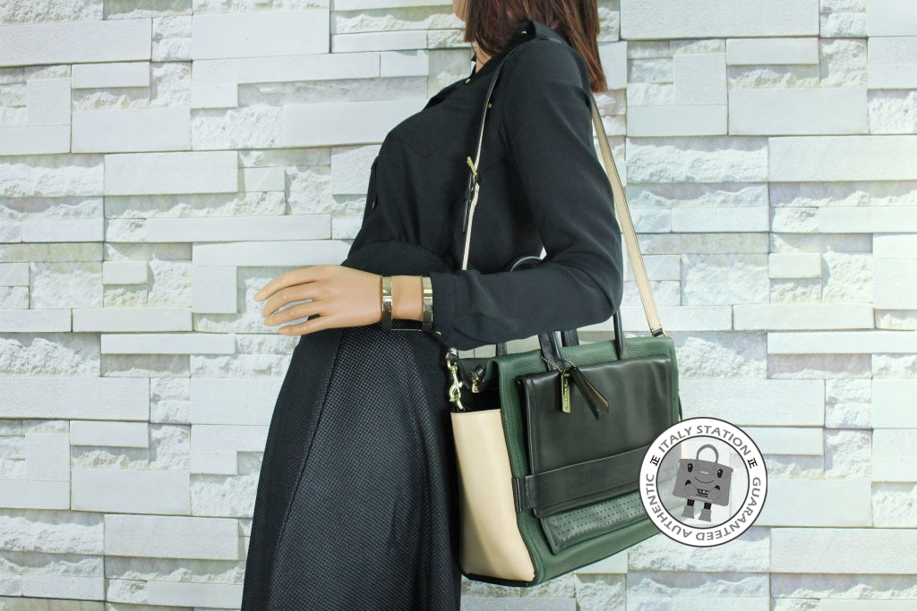 COACH Coach F27994 Green+black+tan / B4/OL Leather Tote Bag Ghw | Italystation.com - Shop Now at italystation.com