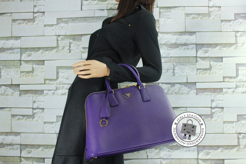 PRADA Prada BL0812 Nzv  Saffiano TO Handle Bag Viola / F0030  Calfskin | Italystation.com - Shop Now at italystation.com
