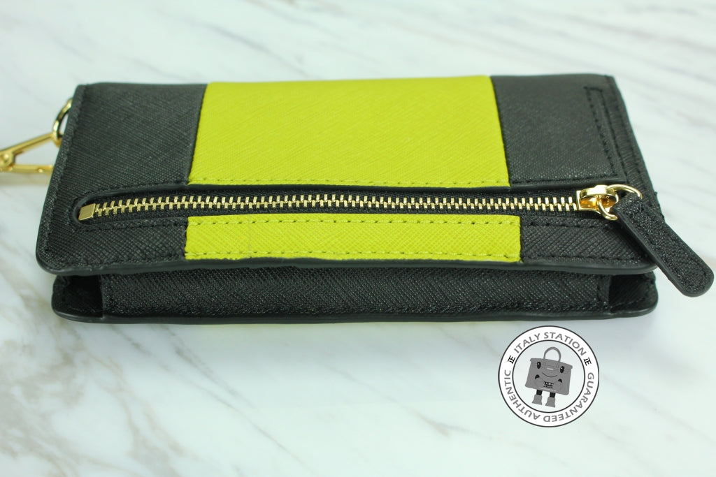 MICHAEL KORS Michael Kors 32F4GJTZ1T JS Trvl Cntr Stripe Blk+apple Cal | Italystation.com - Shop Now at italystation.com