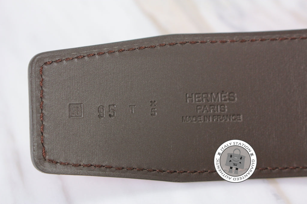 HERMES Hermes Reversible  42 MM Rouge Casaque+chocolate Epsom 95 Belts | Italystation.com - Shop Now at italystation.com