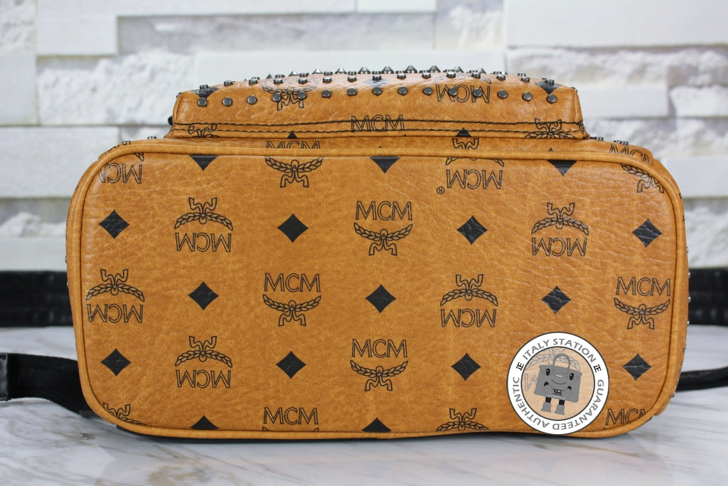 MCM Mcm Mmk 5SVE96 Stark Special CO001 / Cognac Pvc Small Backpacks Sh | Italystation.com - Shop Now at italystation.com