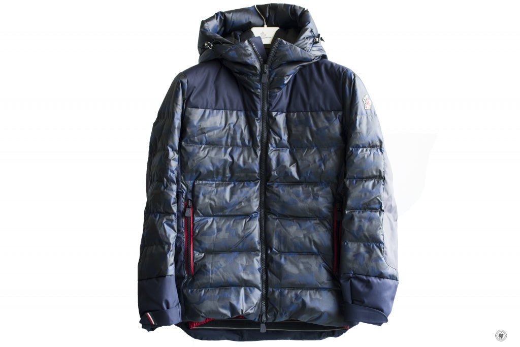 MONCLER Moncler 41853-57623 Kander Nylon Camo Down Ski Jacket Blue Cam | Italystation.com - Shop Now at italystation.com