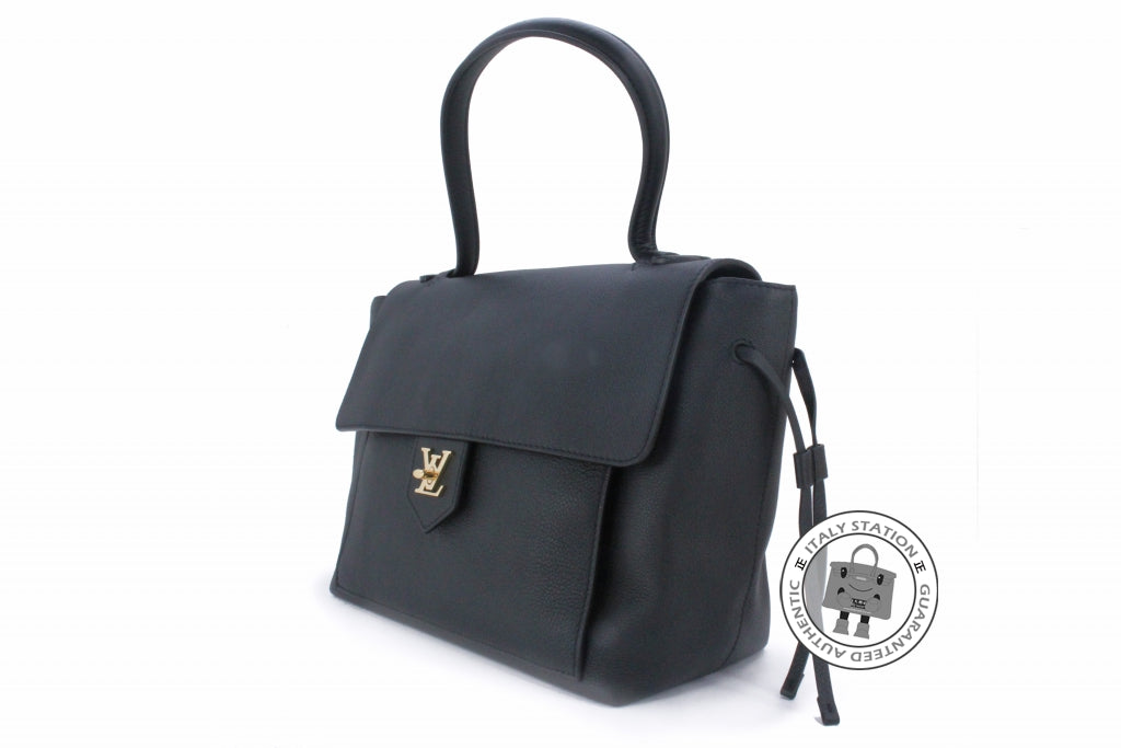 LOUIS VUITTON Louis Vuitton M54008 Fine-grained Calfskin Lockme Noir C | Italystation.com - Shop Now at italystation.com
