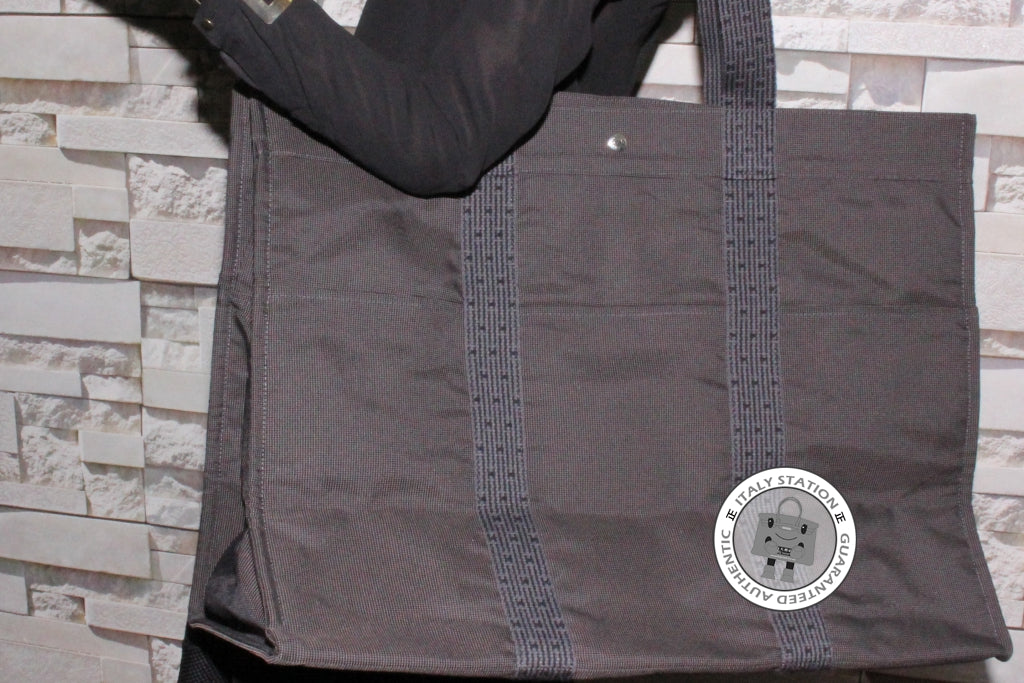 HERMES Hermes Herline Grey Canvas XL Shoulder Bags Phw | Italystation.com - Shop Now at italystation.com