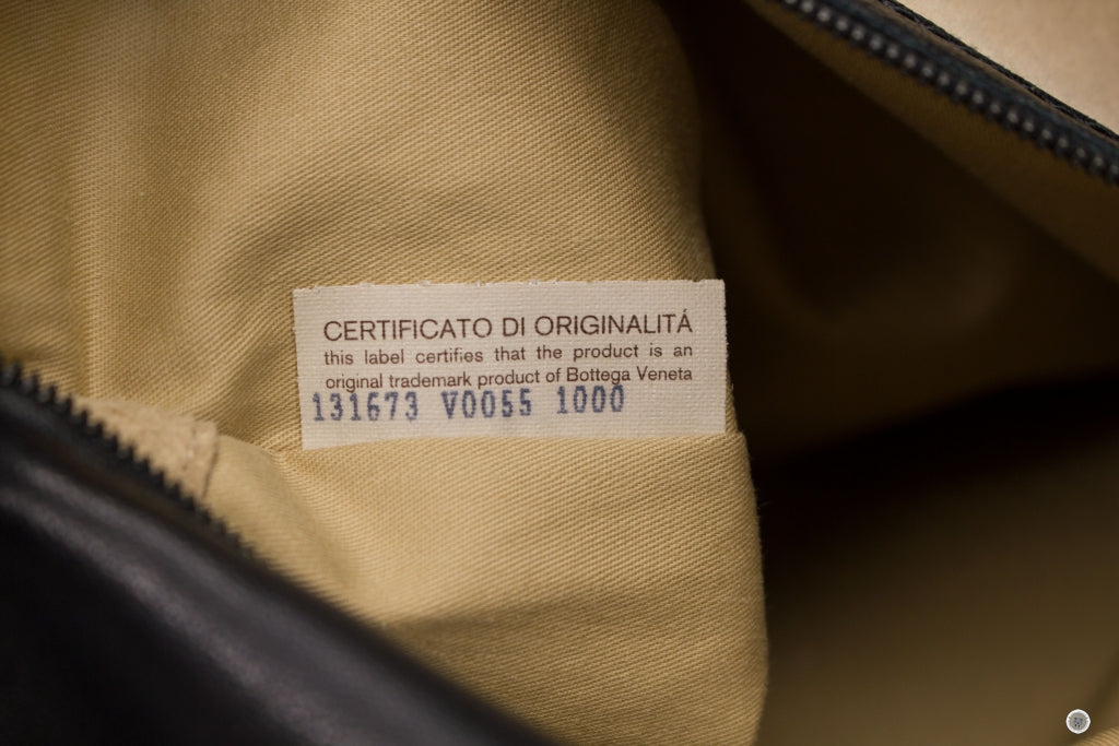 BOTTEGA VENETA Bottega Veneta 131673 V0055 Intrecciato Leather Tote Bl | Italystation.com - Shop Now at italystation.com