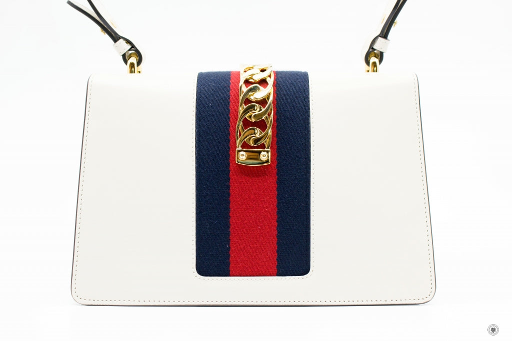 GUCCI Gucci 421882CVLEG Sylvie White / 8605 Leather Small Shoulder Bag | Italystation.com - Shop Now at italystation.com
