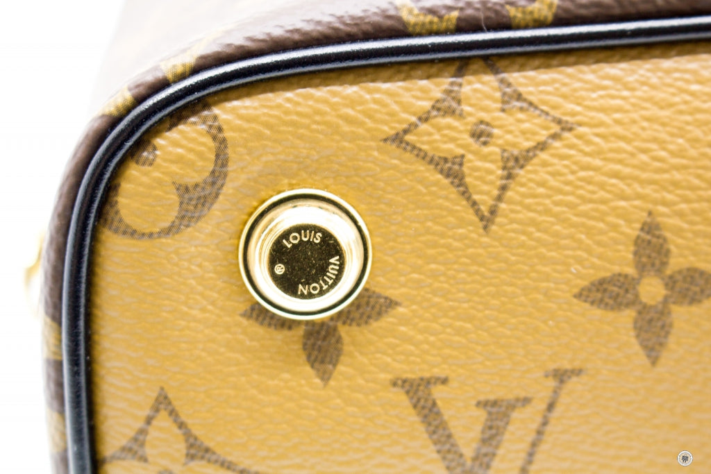 LOUIS VUITTON Louis Vuitton M45165 Vanity  Monogram Canvas PM Shoulder | Italystation.com - Shop Now at italystation.com