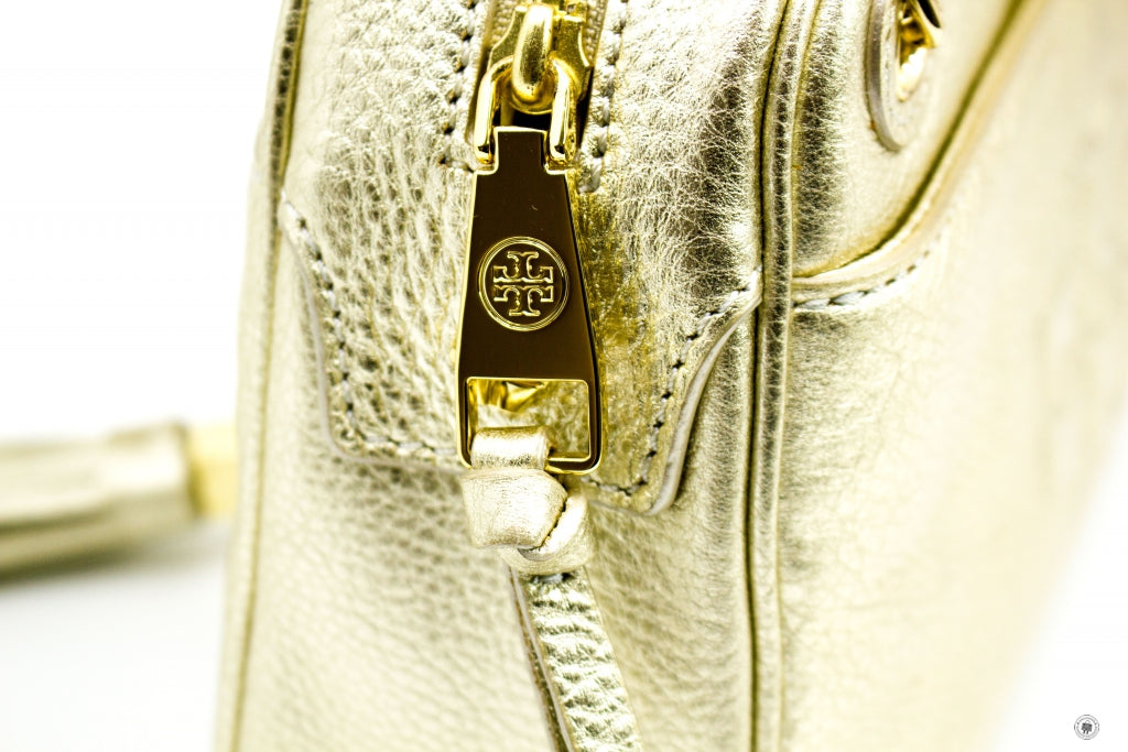 TORY BURCH Tory Burch Thea Gold Metallic Leather Shoulder Bags Ghw | Italystation.com - Shop Now at italystation.com