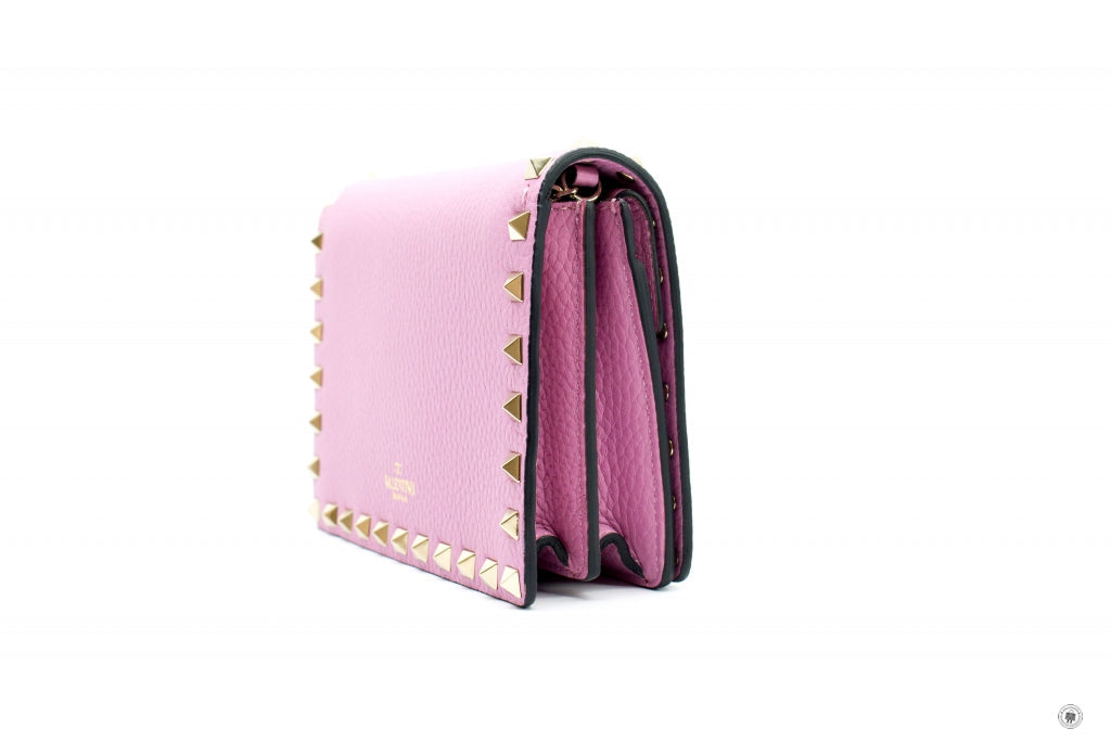 VALENTINO Valentino RW2P0219VSH Rockstud Grainy Calfskin Chain Pouch B | Italystation.com - Shop Now at italystation.com