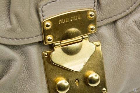 MIU MIU Miu Miu RR1369 X72 F0024 Shopping  Alluminio Calfskin Tote Bag | Italystation.com - Shop Now at italystation.com
