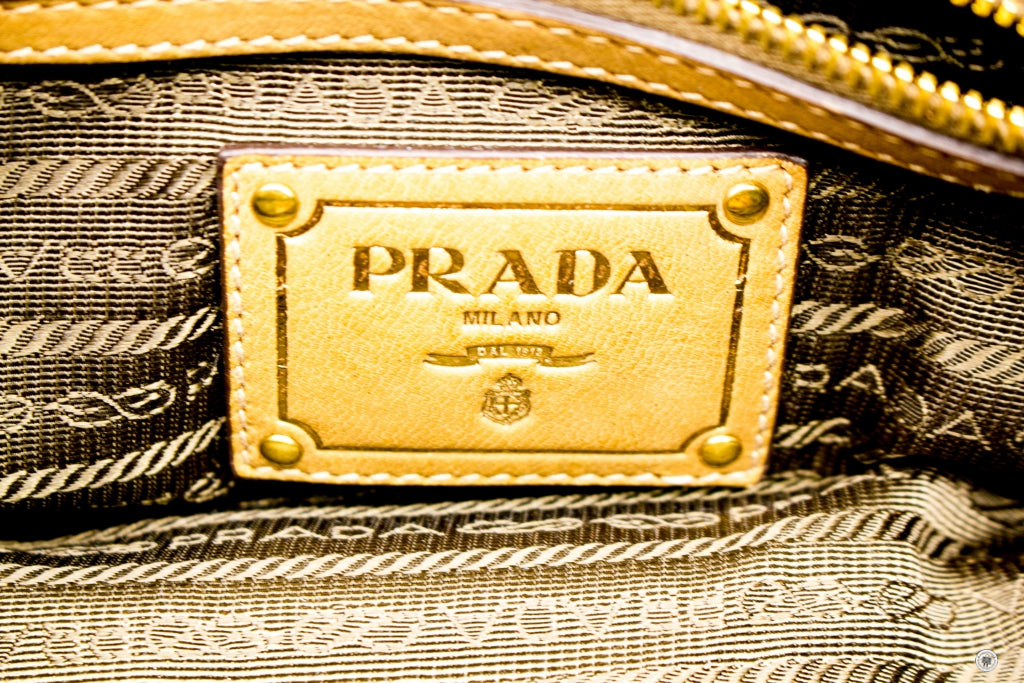 PRADA Prada BR4272 Uxk F0G2D00 Shopping Pattina Nocciolo Calfskin Shou | Italystation.com - Shop Now at italystation.com