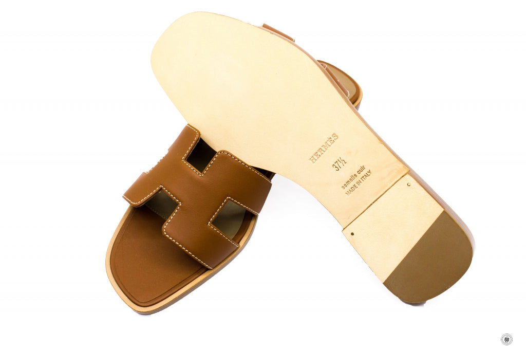 HERMES Hermes H021056Z Oran Sandal  Gold / 03 Box 37.5 Sandals | Italystation.com - Shop Now at italystation.com