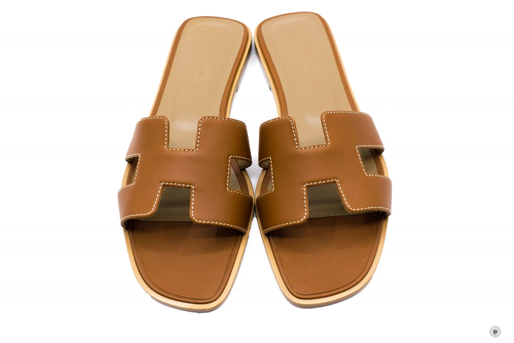 HERMES Hermes H021056Z Oran Sandal  Gold / 03 Box 37.5 Sandals | Italystation.com - Shop Now at italystation.com