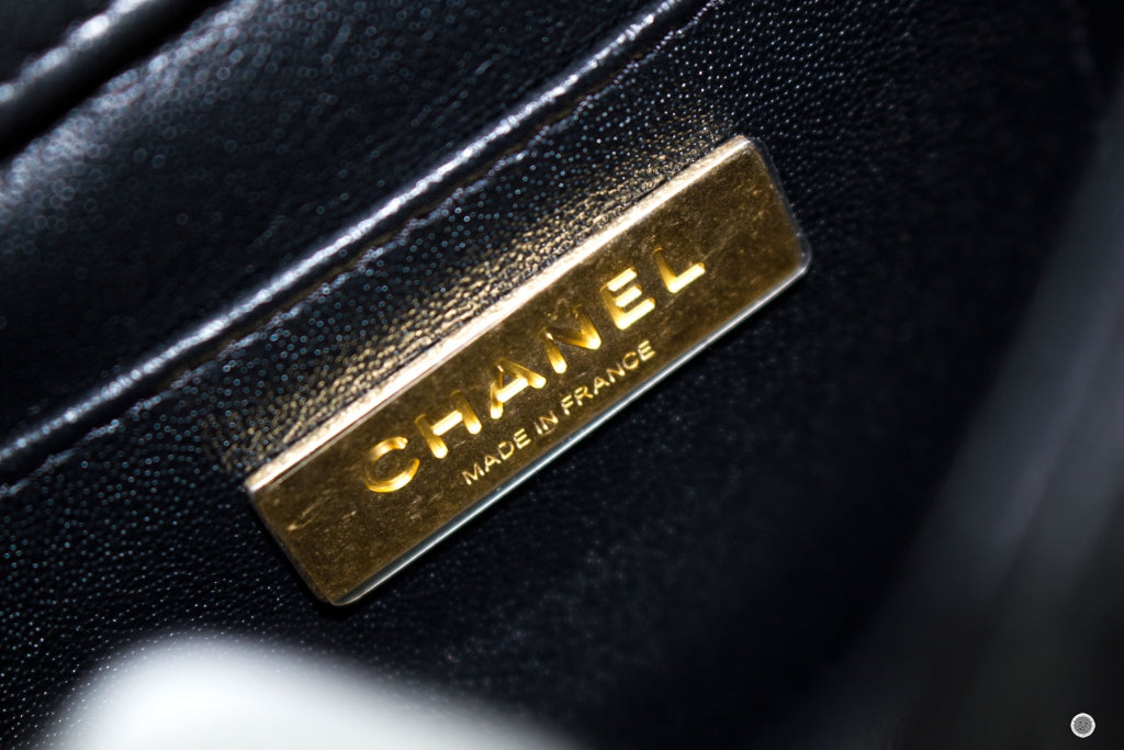 CHANEL Chanel AS2599B05828 Mini Flap Bag Black / 94305 Lambskin Should | Italystation.com - Shop Now at italystation.com