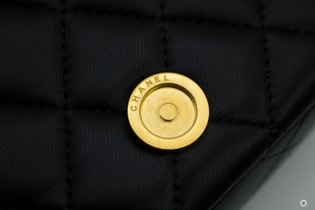 CHANEL Chanel AS2599B05828 Mini Flap Bag Black / 94305 Lambskin Should | Italystation.com - Shop Now at italystation.com