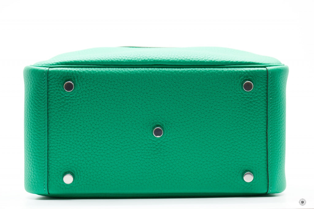 HERMES Hermes 073428 Lindy Menthe / CK6W Taurillon Clemence 26 Shoulde | Italystation.com - Shop Now at italystation.com