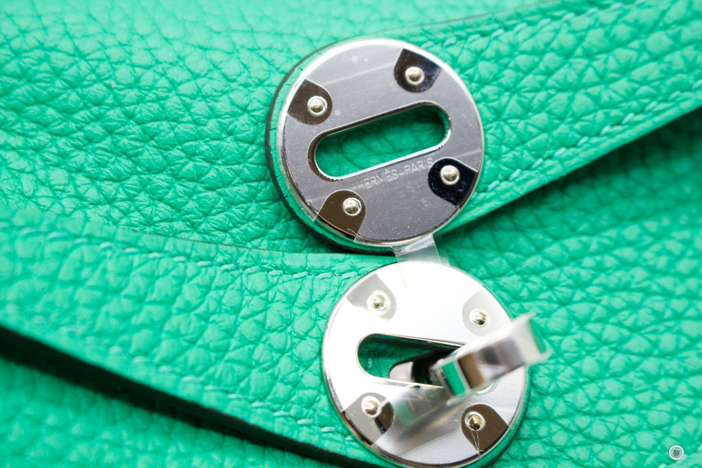 HERMES Hermes 073428 Lindy Menthe / CK6W Taurillon Clemence 26 Shoulde | Italystation.com - Shop Now at italystation.com