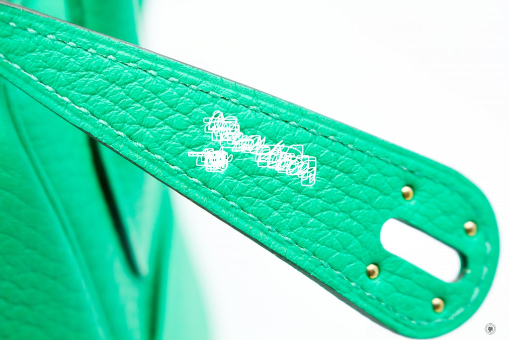 HERMES Hermes 073428 Lindy Menthe / CK6W Taurillon Clemence 26 Shoulde | Italystation.com - Shop Now at italystation.com