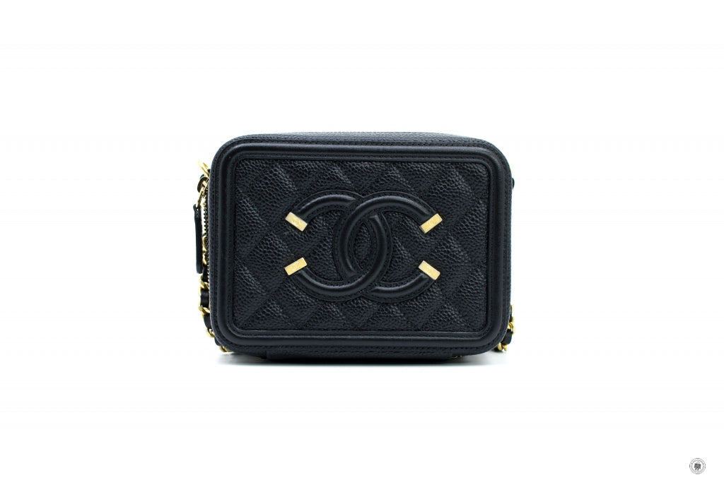 CHANEL Chanel A84452 Y06542 CC Filigree Vanity Clutch With Chain Black | Italystation.com - Shop Now at italystation.com
