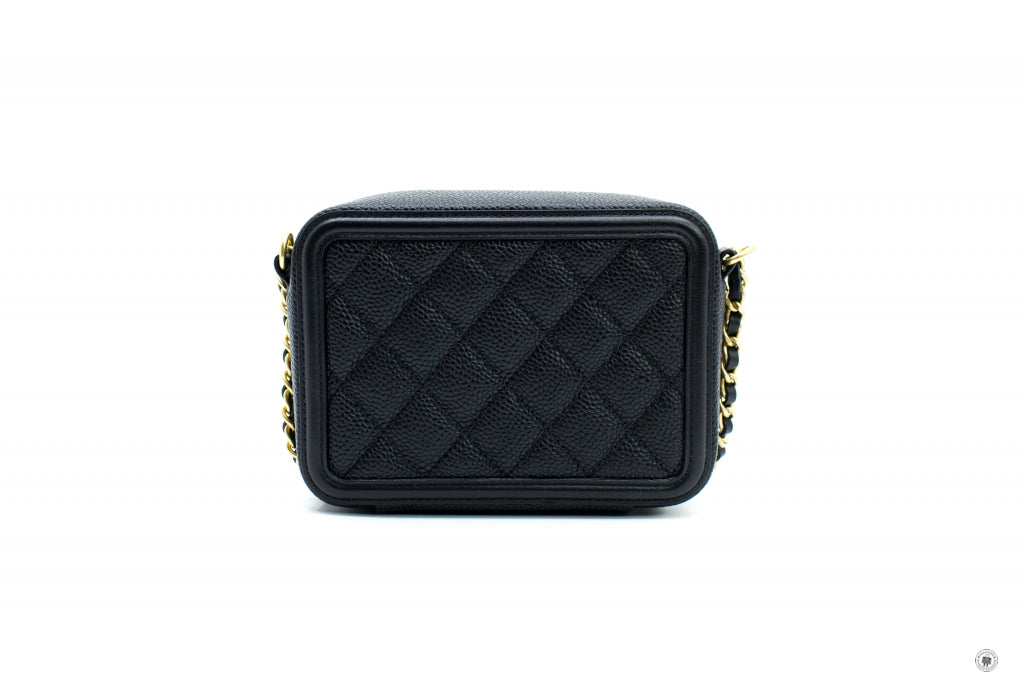 CHANEL Chanel A84452 Y06542 CC Filigree Vanity Clutch With Chain Black | Italystation.com - Shop Now at italystation.com