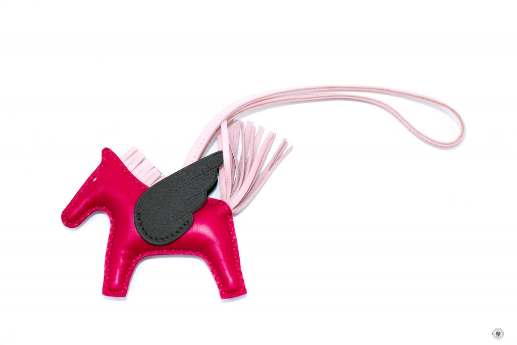 HERMES Hermes Rodeo Pegase PM Framboi/rose Saku/rge / CA Aaco Lambskin | Italystation.com - Shop Now at italystation.com