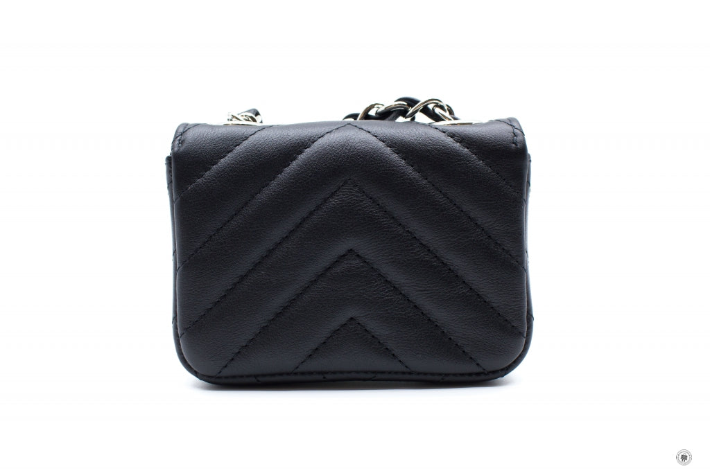 CHANEL Chanel AP2305B07199 Classic Belt Bag Black / 94305 Calfskin Sho | Italystation.com - Shop Now at italystation.com