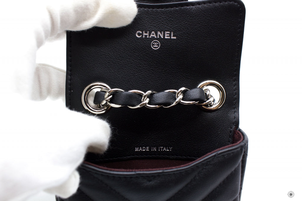 CHANEL Chanel AP2305B07199 Classic Belt Bag Black / 94305 Calfskin Sho | Italystation.com - Shop Now at italystation.com