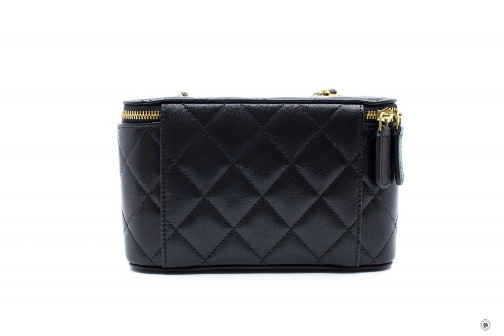 CHANEL Chanel AP2550B07242 Vanity With Gold And Silver Chain Black / 9 | Italystation.com - Shop Now at italystation.com