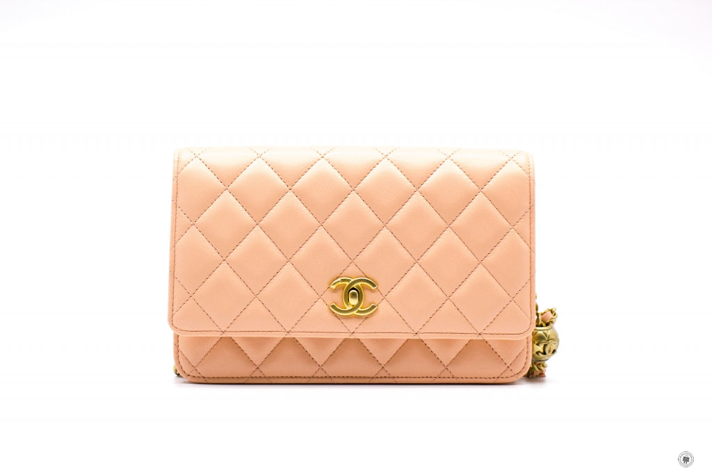CHANEL Chanel AP1450B02916 Pearl Crush Wallet ON Chain Woc  Apricot /  | Italystation.com - Shop Now at italystation.com