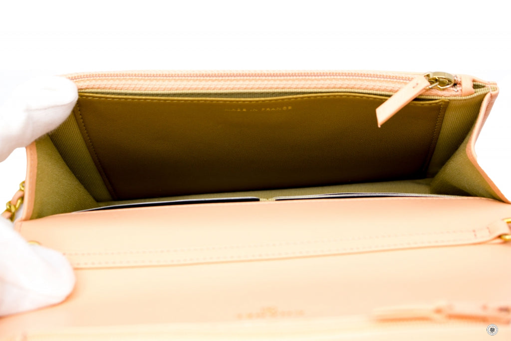 CHANEL Chanel AP1450B02916 Pearl Crush Wallet ON Chain Woc  Apricot /  | Italystation.com - Shop Now at italystation.com